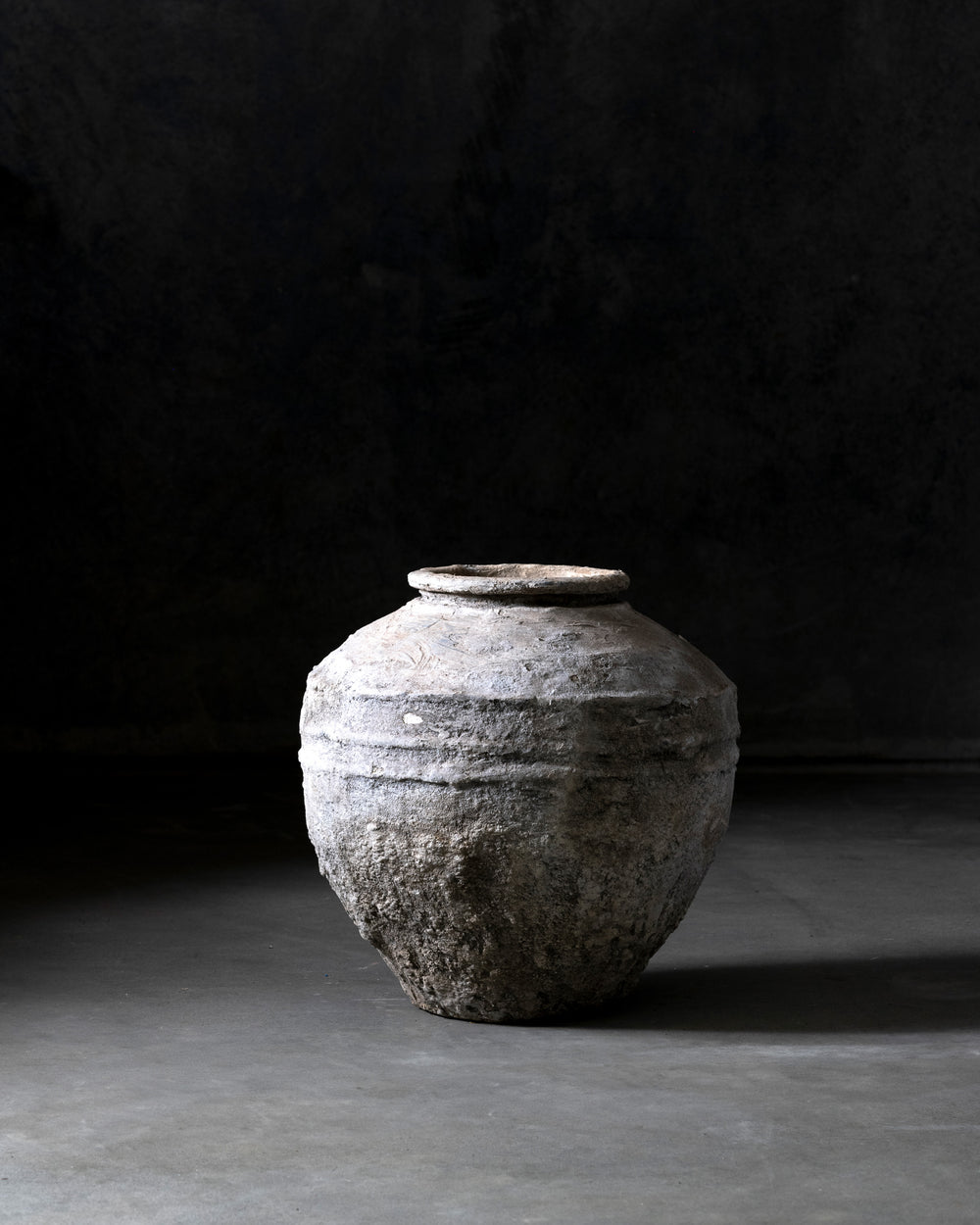 Vintage Aged Water Stone Pot (Java)