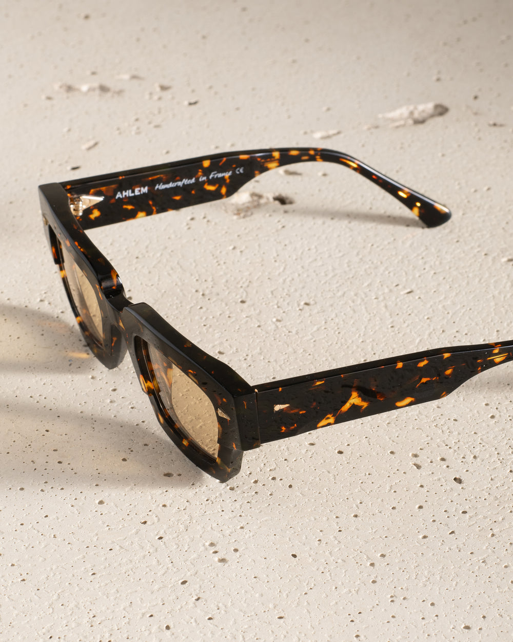 Villette Sun - Yellow Turtle / Jaune Photochromatic