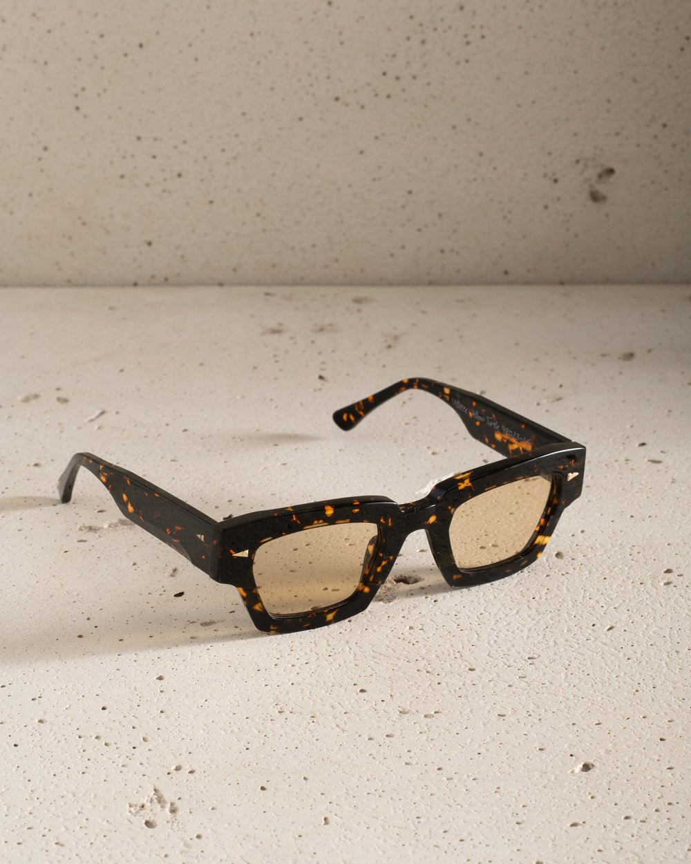 Villette Sun - Yellow Turtle / Jaune Photochromatic