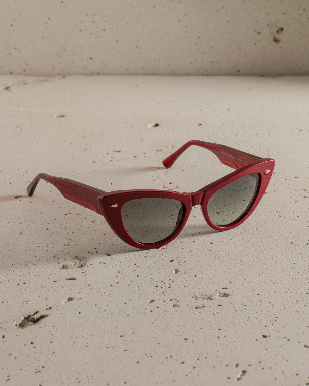 Babylone Sun Red Green Gradient