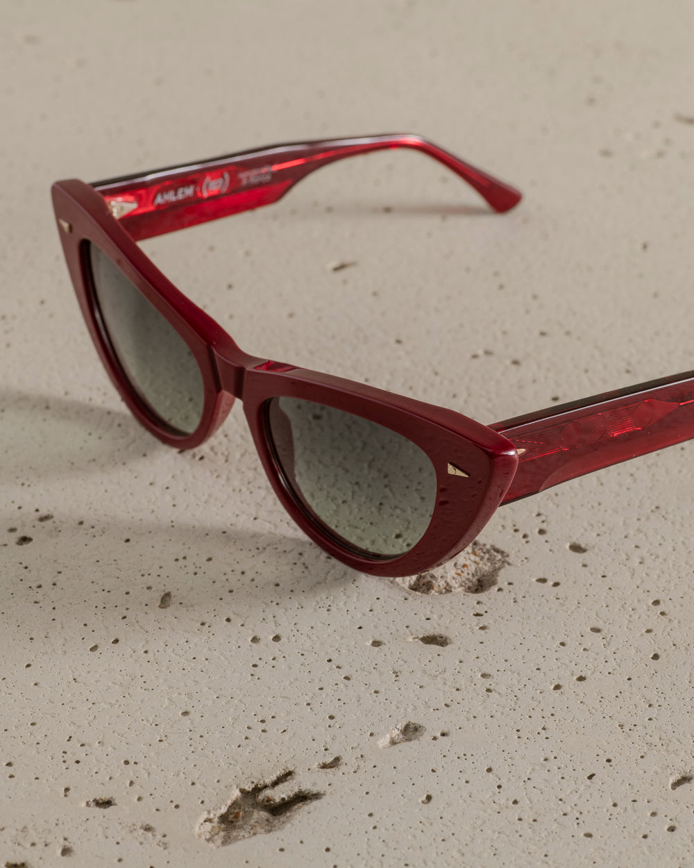 Babylone Sun Red Green Gradient