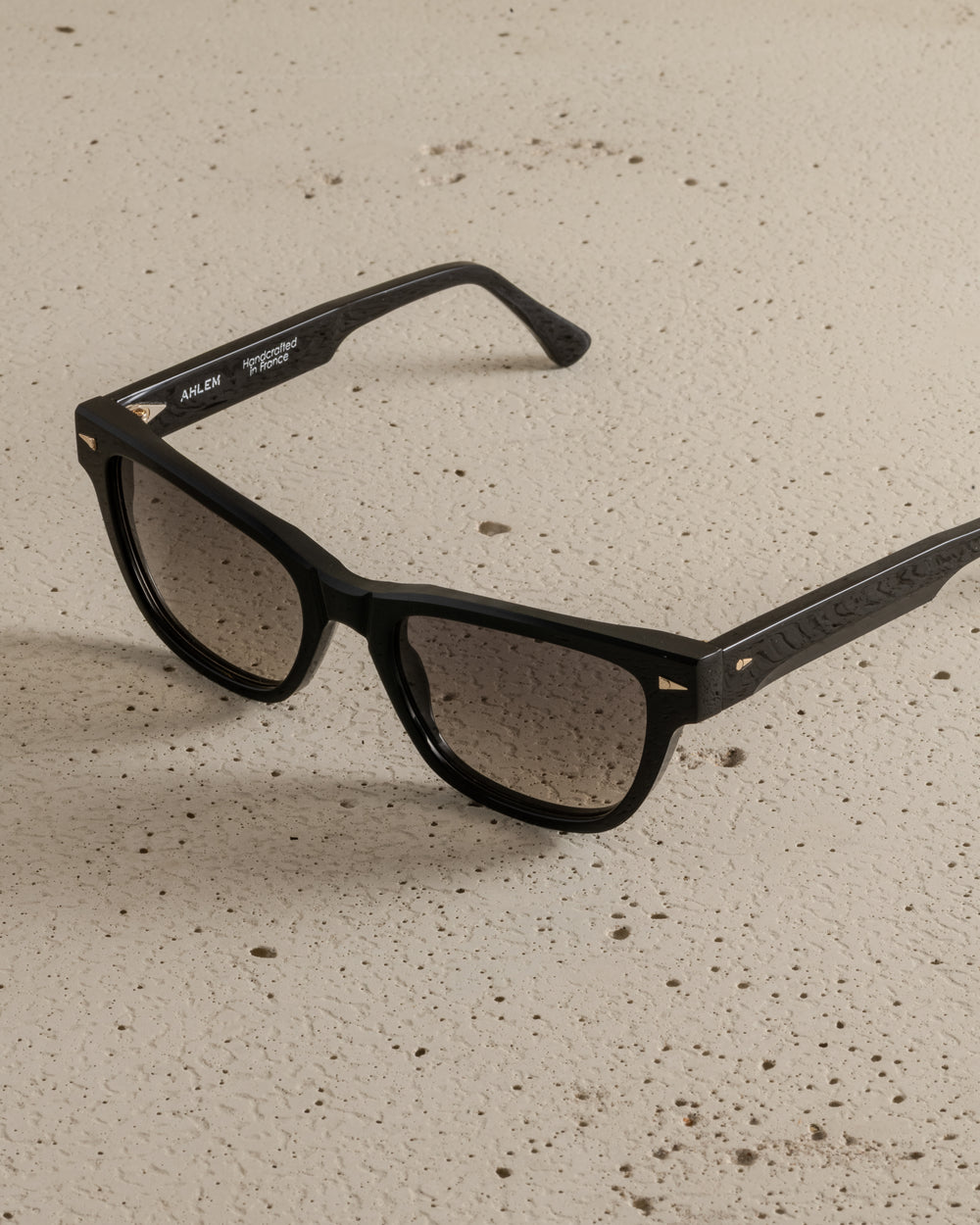 Cassette Sun - Black / Rain Gradient