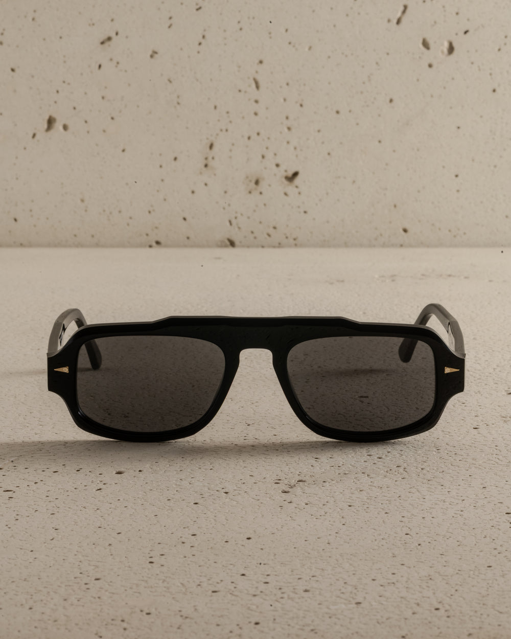Limited Edition: George V Sun - Black / Storm