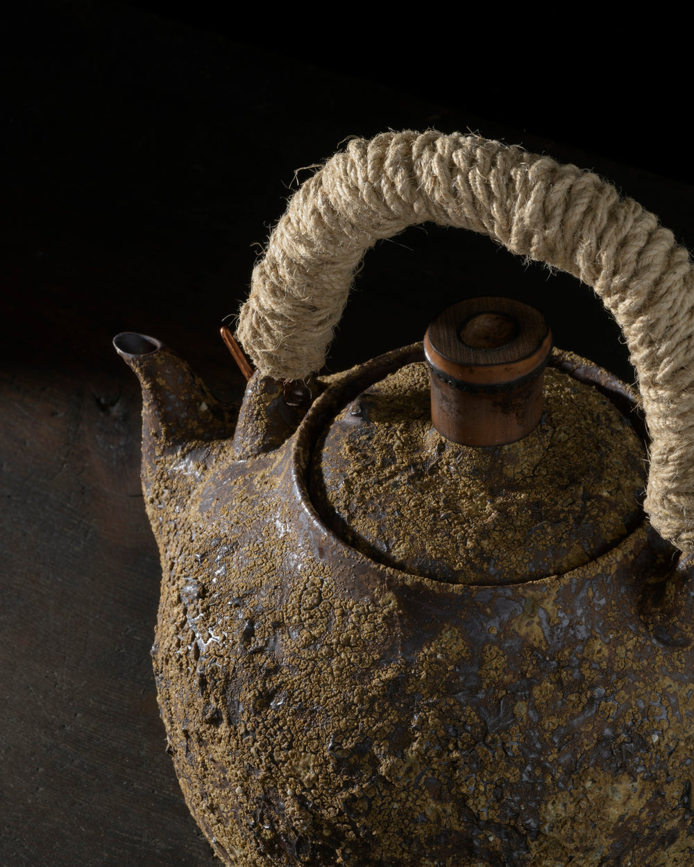 Handcrafted Ash Kettle | 2300 ML