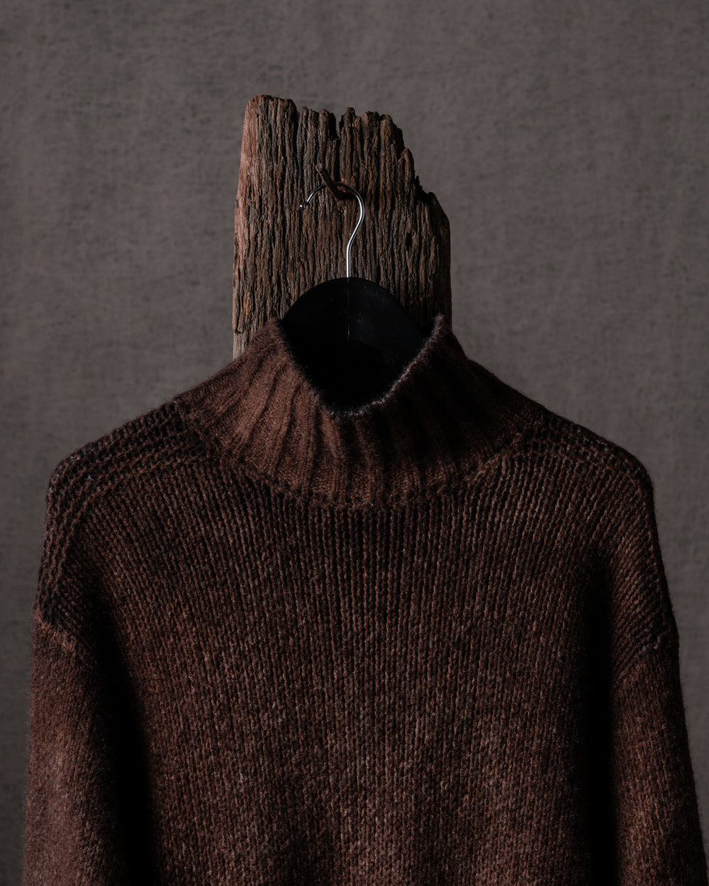 Woman High Neck Hand Painted Pullover w/ Links Detail N/Brownie