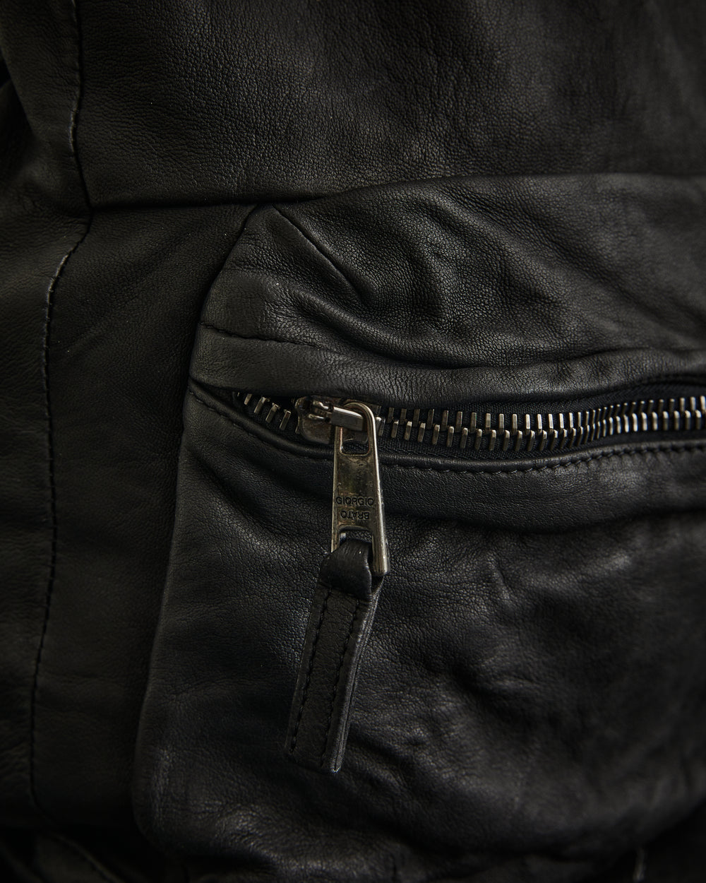 Leather Brushed Backpack Nero
