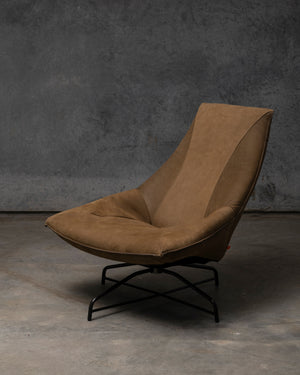 Beal Swivel Chair Old Glory Frame - Aurula Bisque