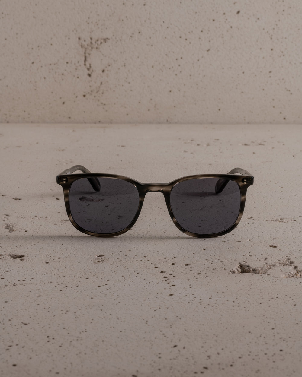 Bentley Sun Black Sleet Tortoise / Blue Smoke