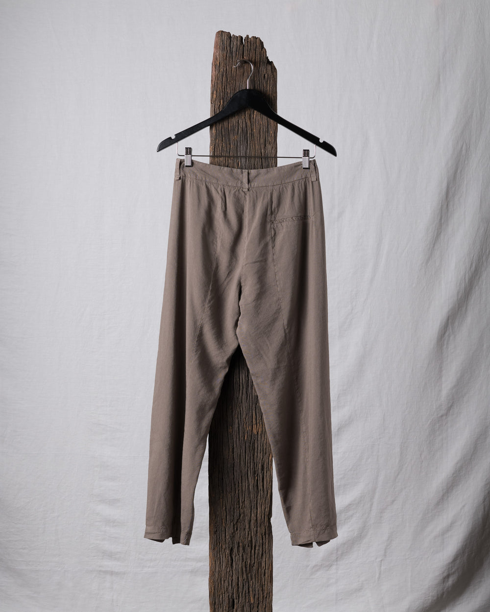 Signature Pant Taupe