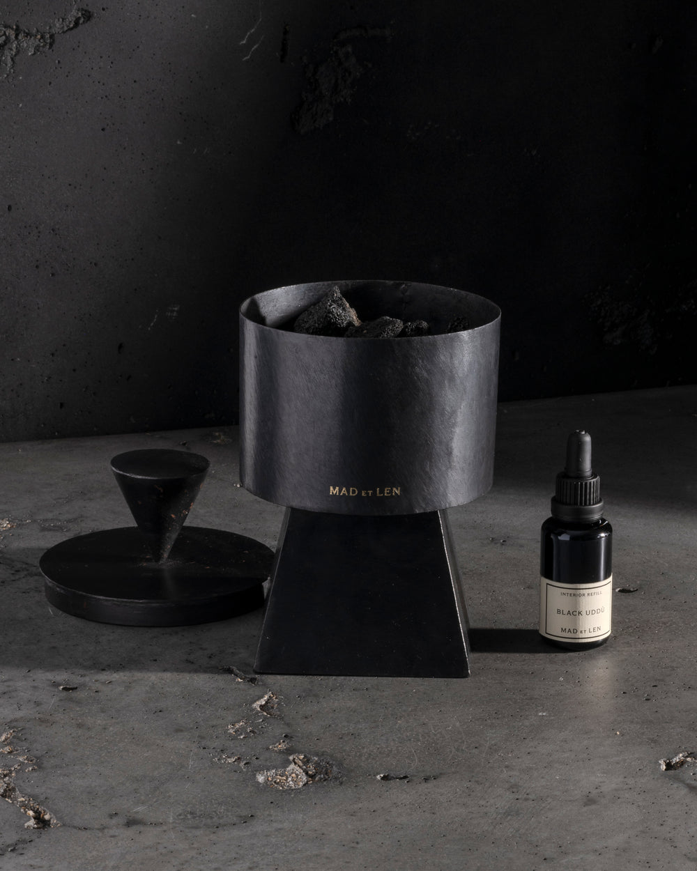 Pot Pourri Apothicaire Sankofa Lava Rock + Black Uddù (30ml)