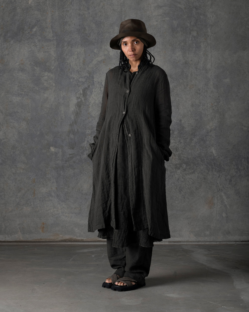 Unlined Duster Dark Grey / Brown T-200