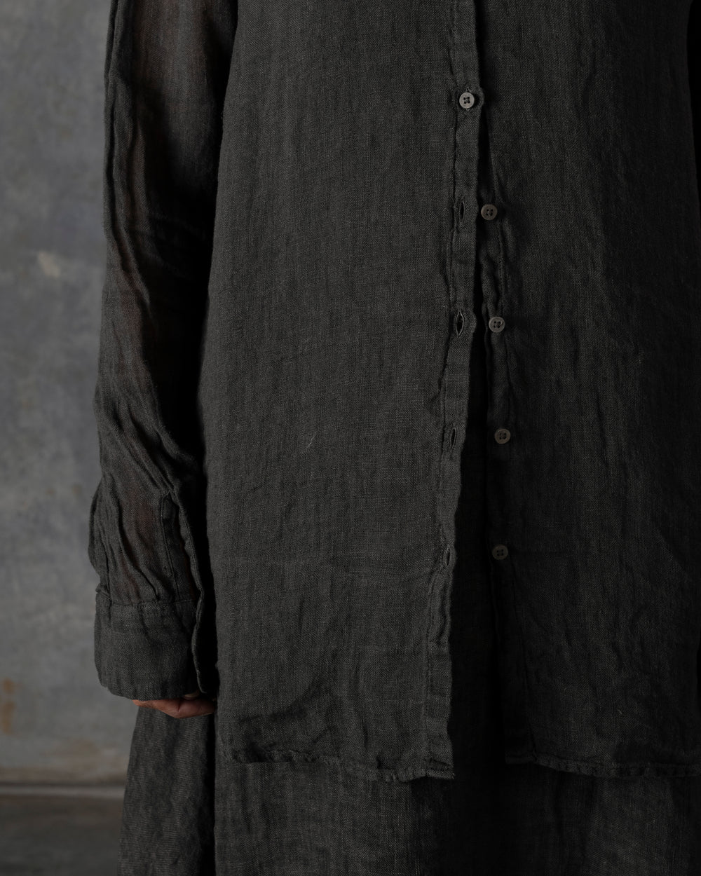 Relaxed Linen Shirt Collar Dark Grey / Brown T-200