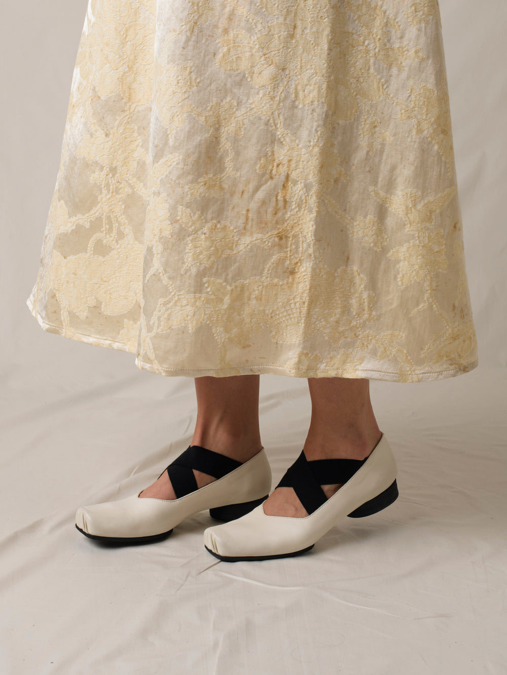 Ballet Shoes Off White / Black