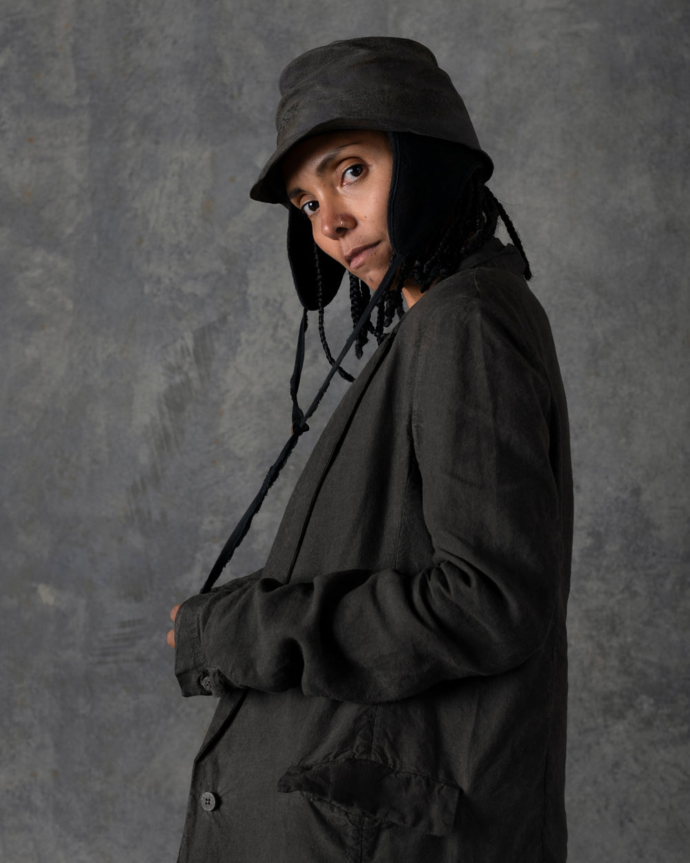 Single Button Long Jacket Dark Grey / Brown T-103