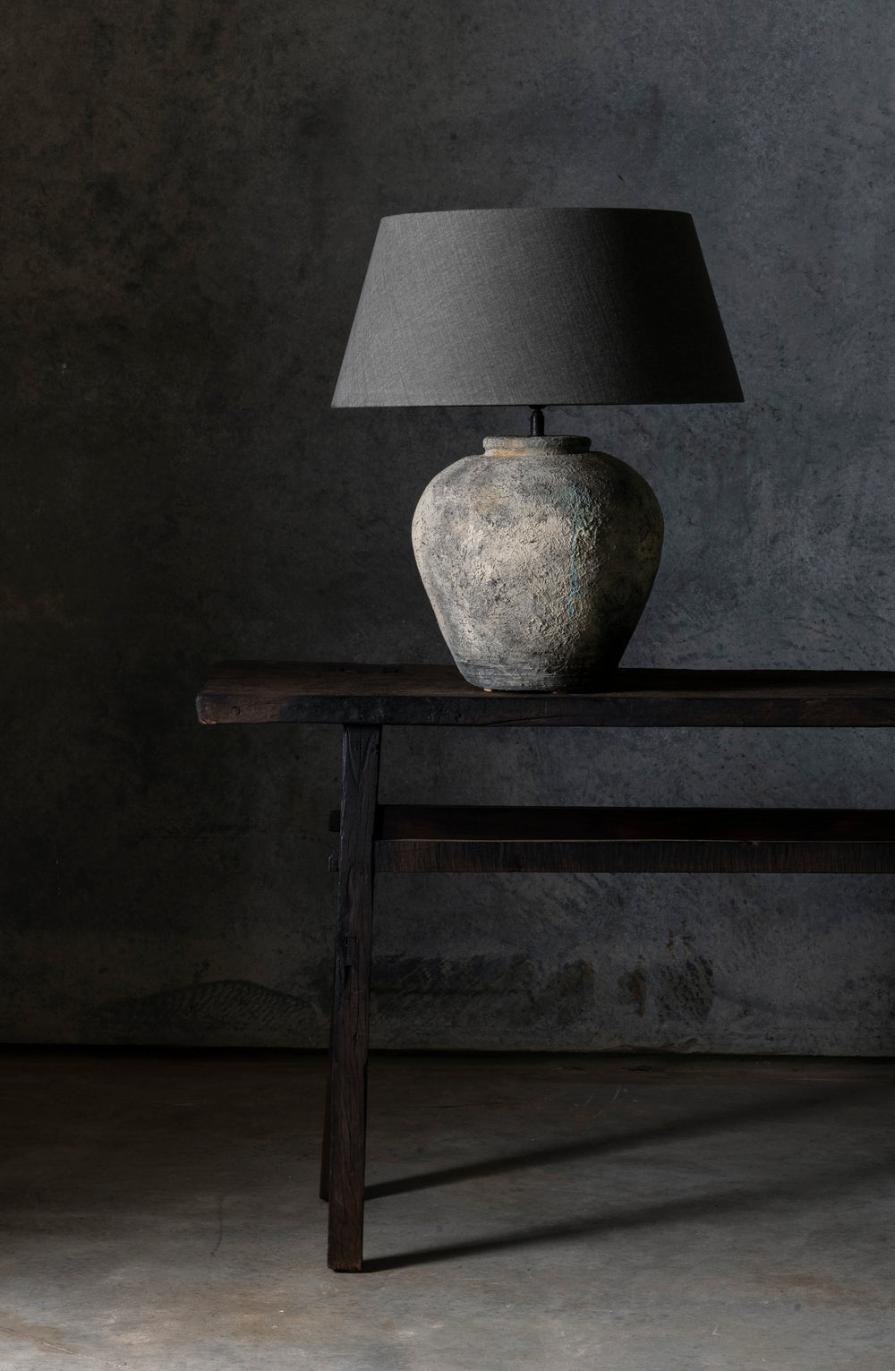 Figo Jug Lamp Rough Rustic Grey