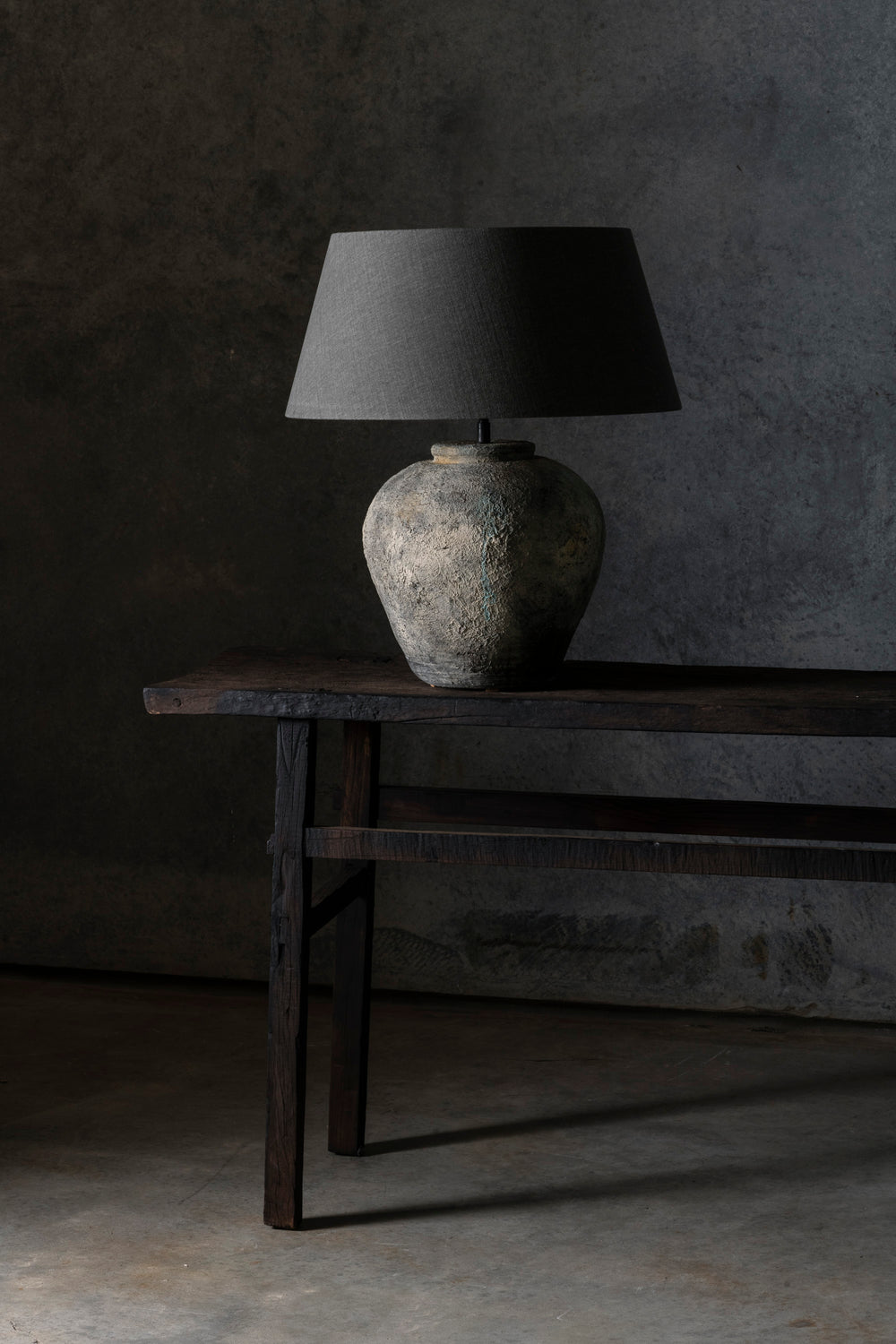 Figo Jug Lamp Rough Rustic Grey