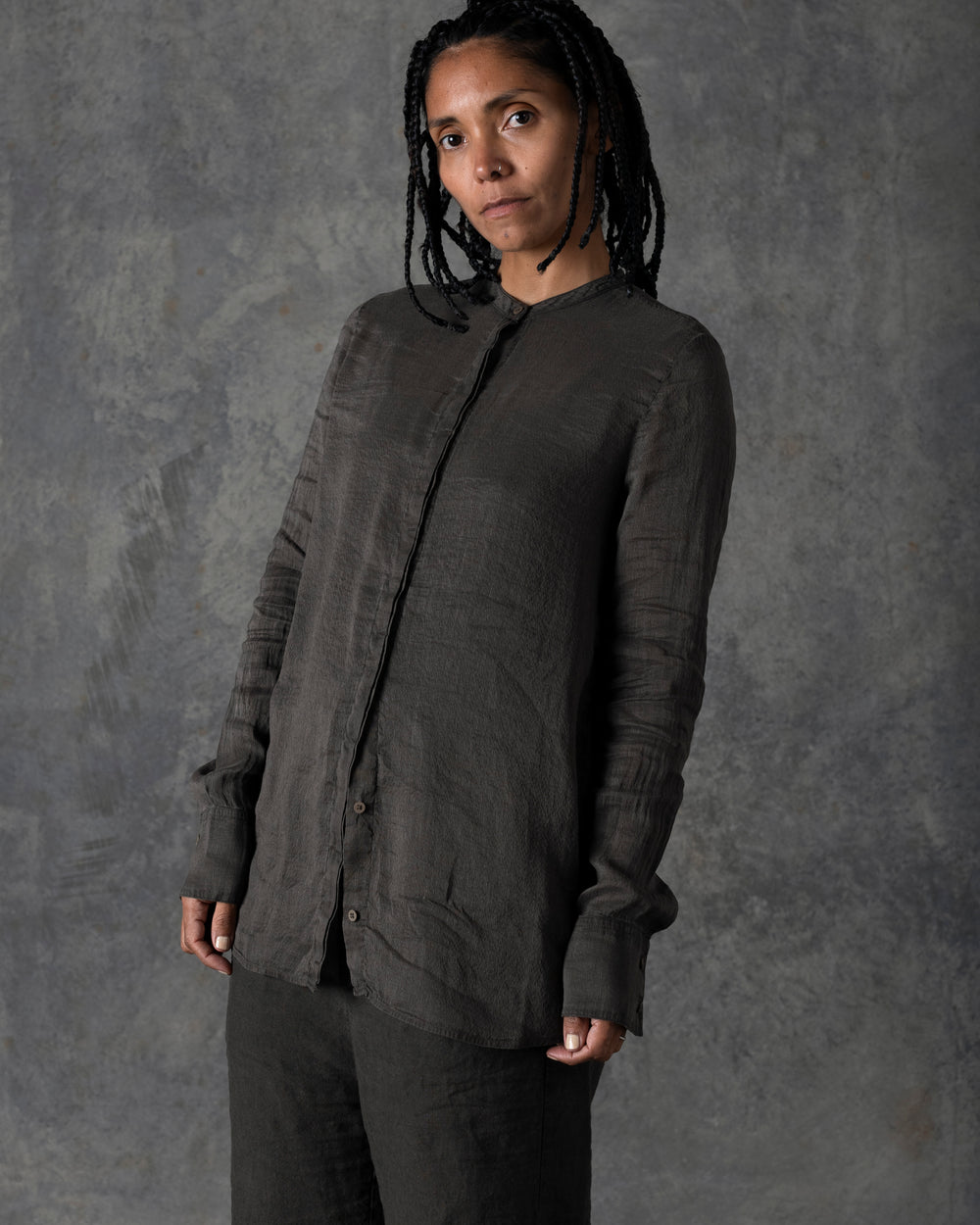Mandarin Collar Silk Shirt Dark Grey / Brown T-207