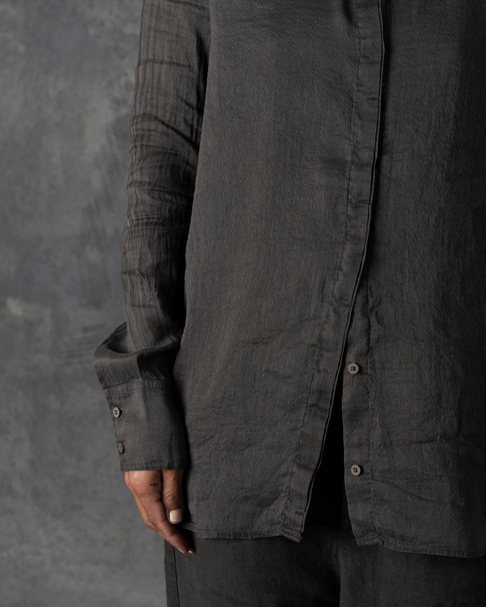 Mandarin Collar Silk Shirt Dark Grey / Brown T-207