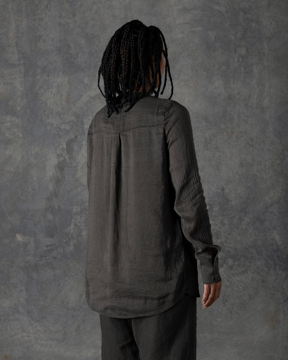 Mandarin Collar Silk Shirt Dark Grey / Brown T-207