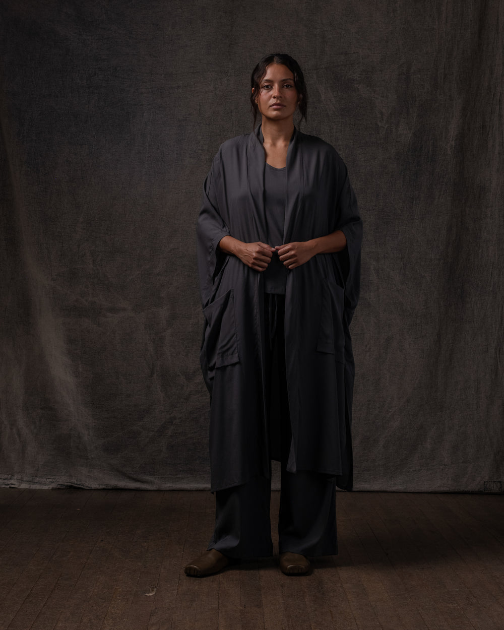 Sleeveless Kimono Silk Satin Stretch Charcoal