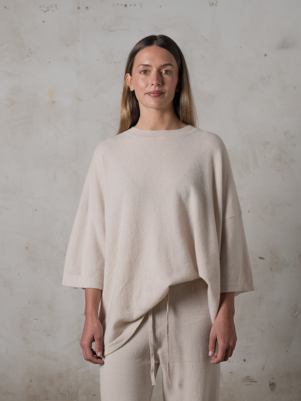Boxy SS Cashmere Top Plaster