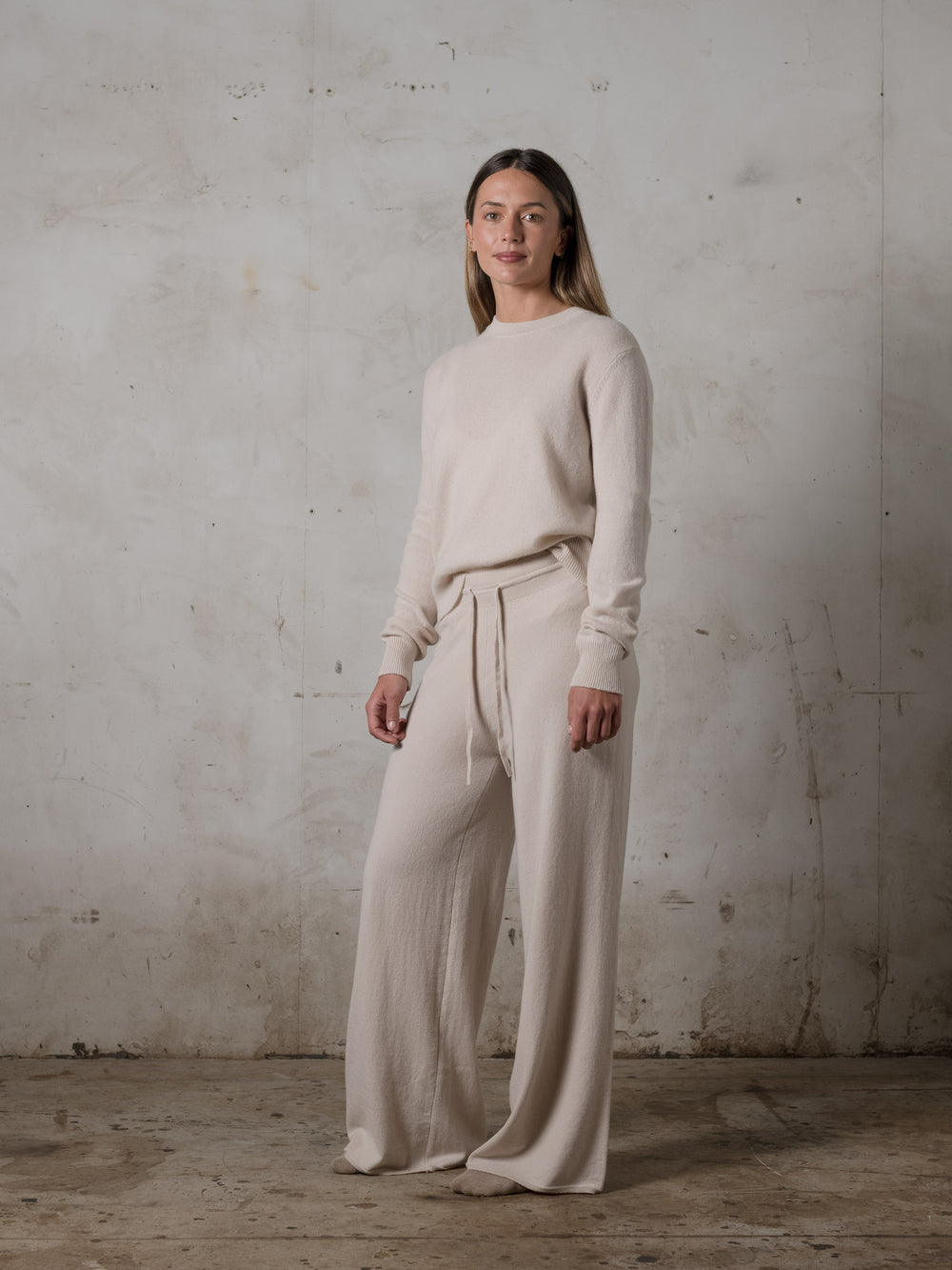 Cropped Fitted Sweater Cashmere Plaster