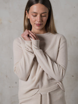 Cropped Fitted Sweater Cashmere Plaster