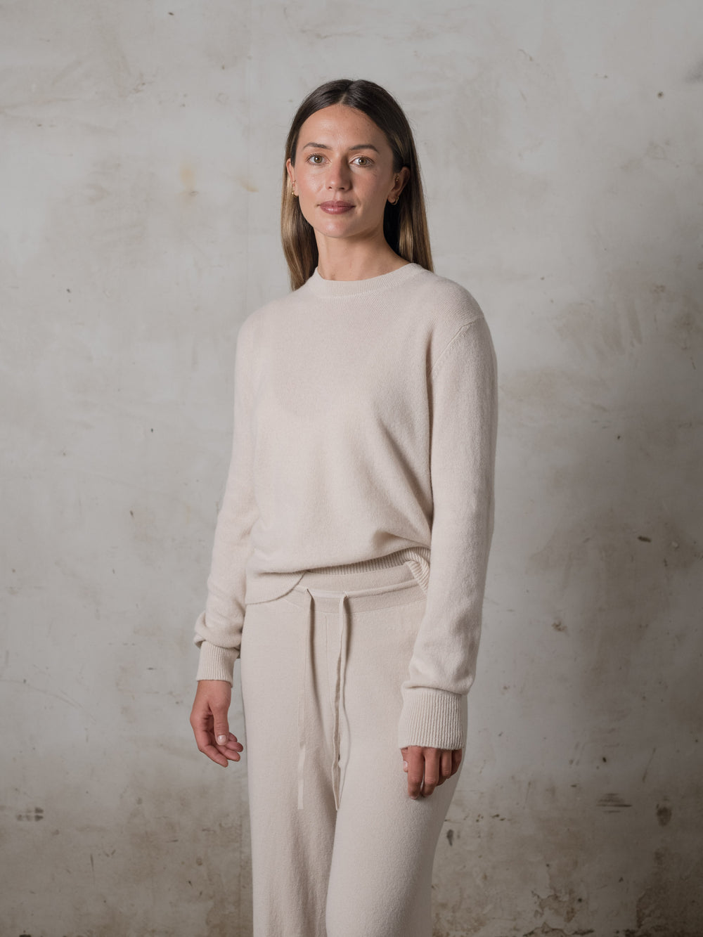 Cropped Fitted Sweater Cashmere Plaster