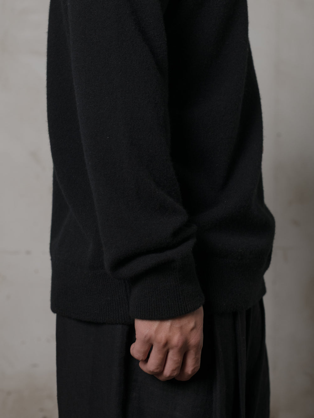 Classic Fit Cashmere Black