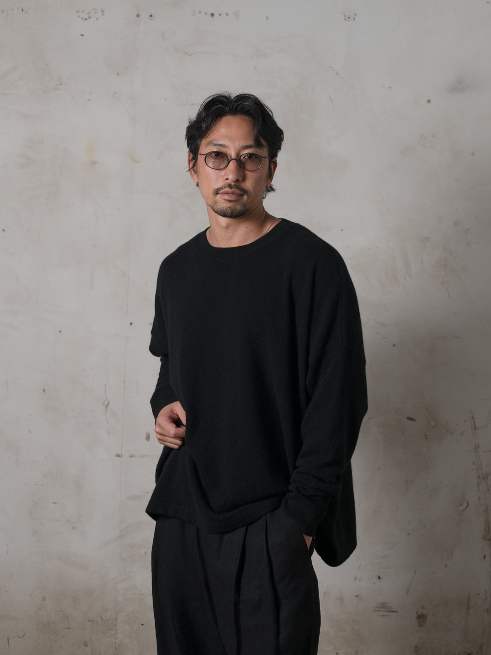 Boxy LS Cashmere Top Black