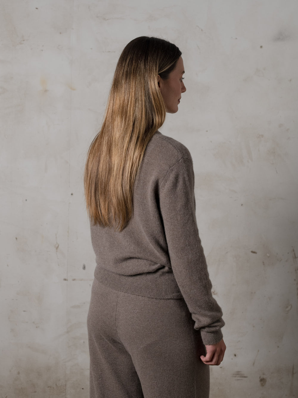 Cropped Fitted Sweater Cashmere Caribou