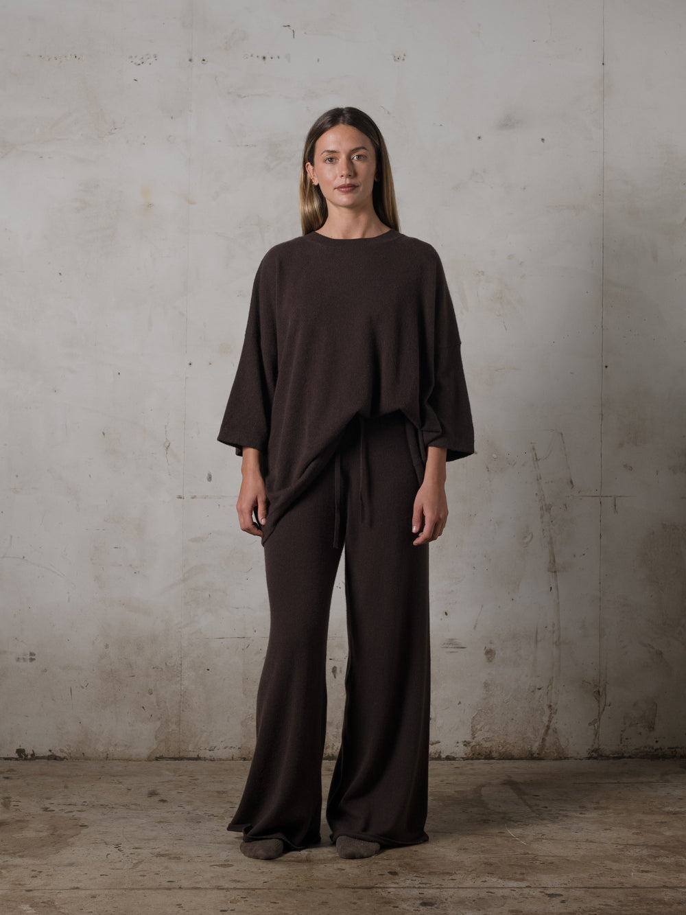 Unisex Boxy SS Cashmere Top Mocha