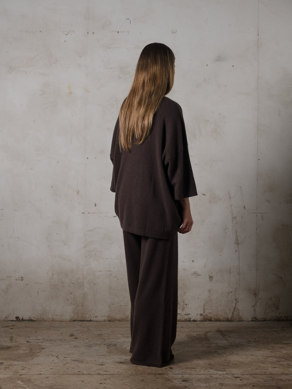 Unisex Boxy SS Cashmere Top Mocha