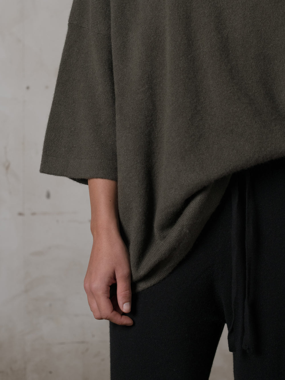 Boxy SS Cashmere Top Umber
