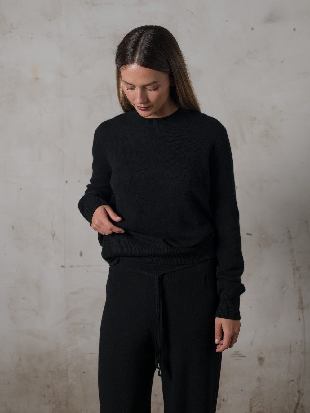 Cropped Fitted Sweater Cashmere Black