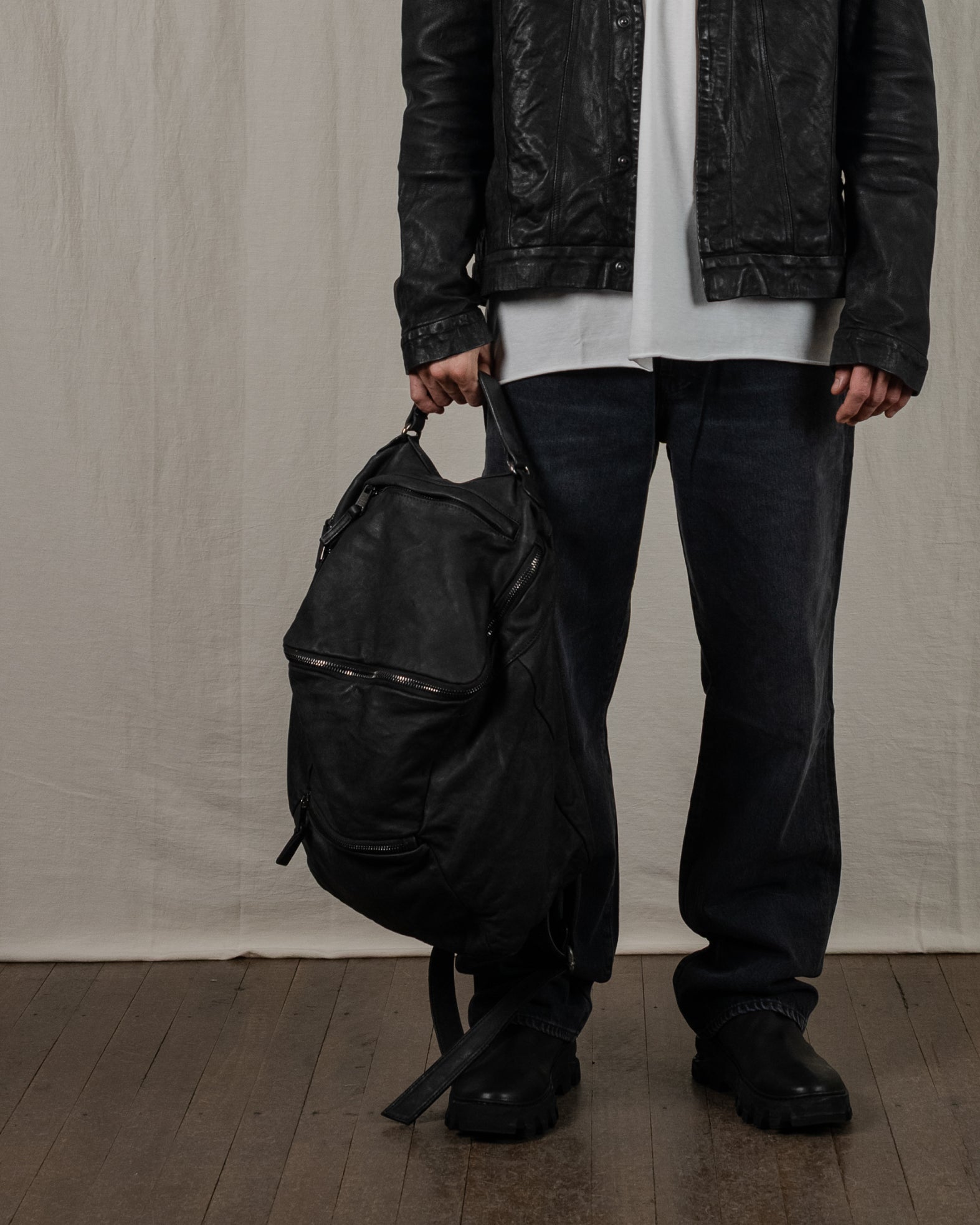 バックパック・リュック GIORGIO BRATO Men Backpacks IBS25S2400VBRUSHNERO Black Giorgio Brato Bags - ISLAND LUXE