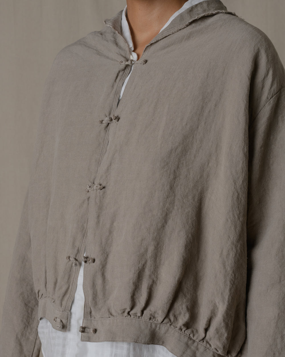 Stole Collar Blouson Hemp in Beige