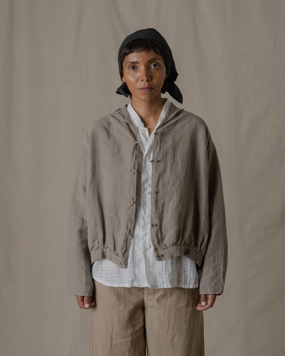 Stole Collar Blouson Hemp in Beige