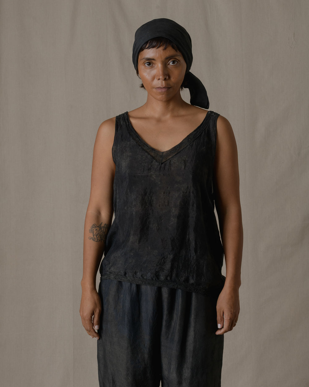 V-Neck Lace Camisole Khadi Silk in Ash Glaze