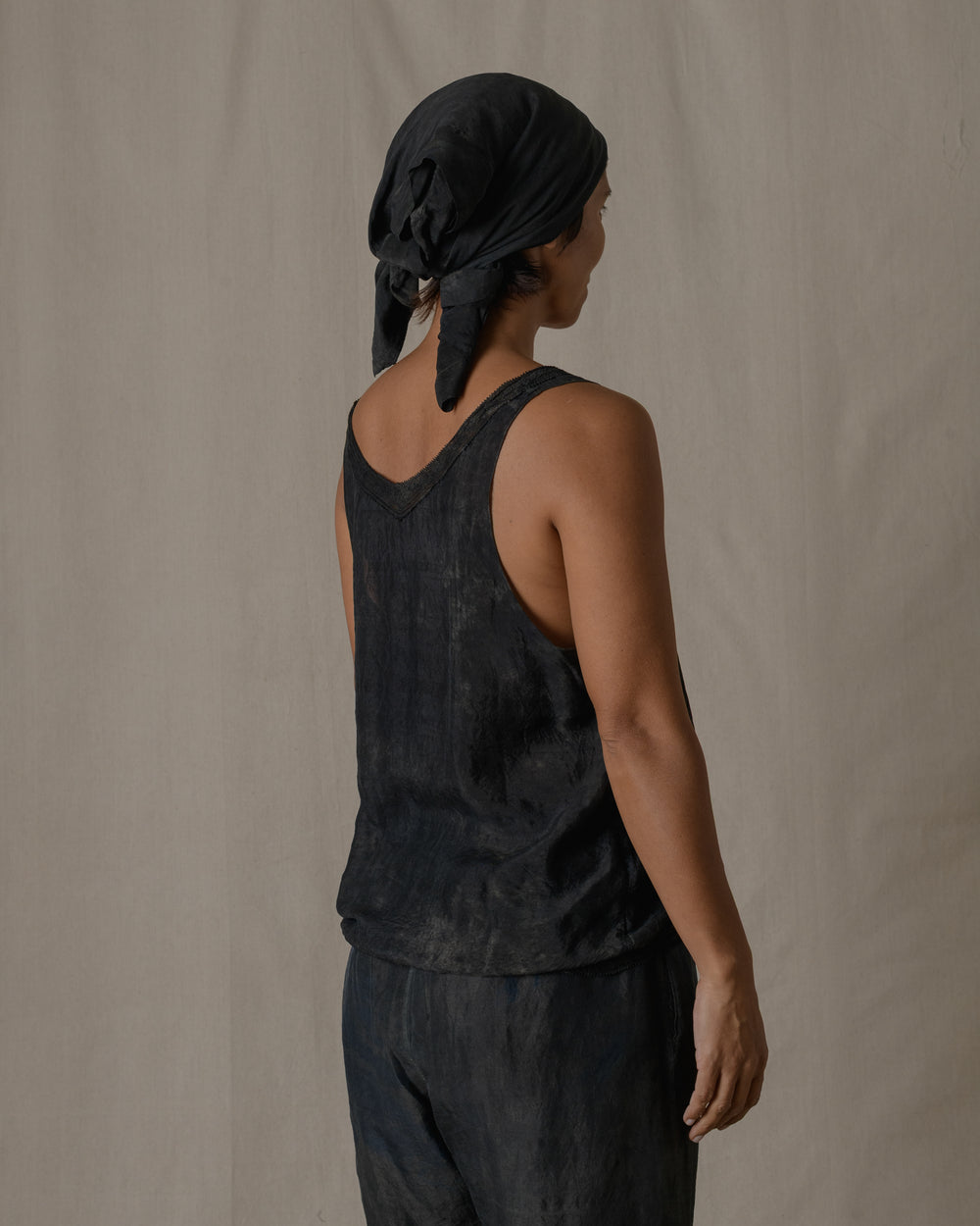 V-Neck Lace Camisole Khadi Silk in Ash Glaze