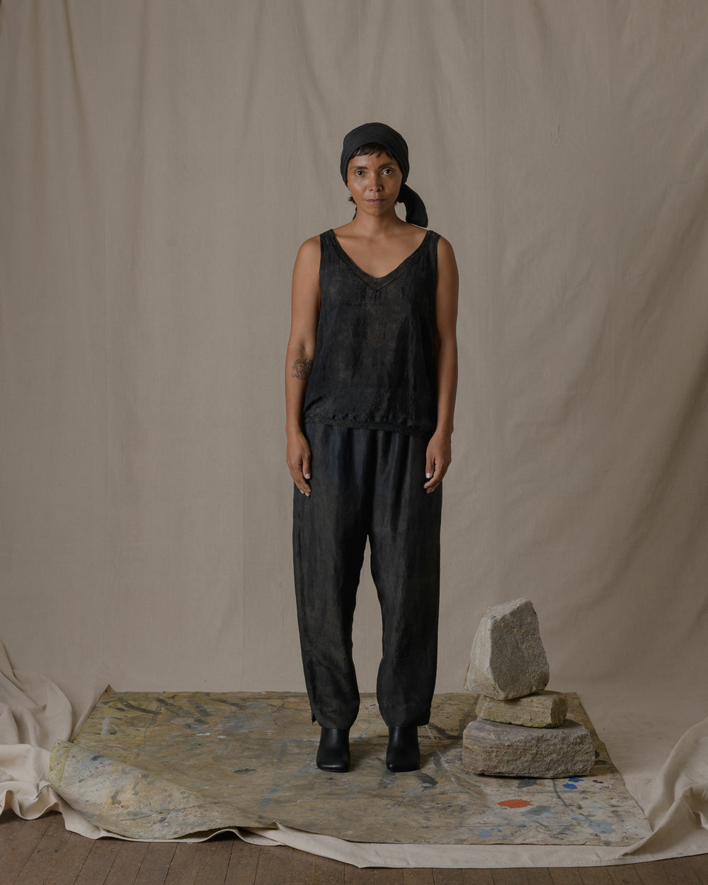 V-Neck Lace Camisole Khadi Silk in Ash Glaze