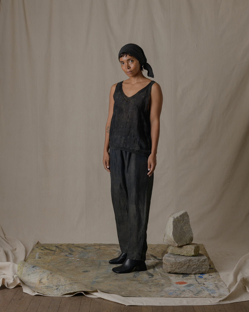 V-Neck Lace Camisole Khadi Silk in Ash Glaze