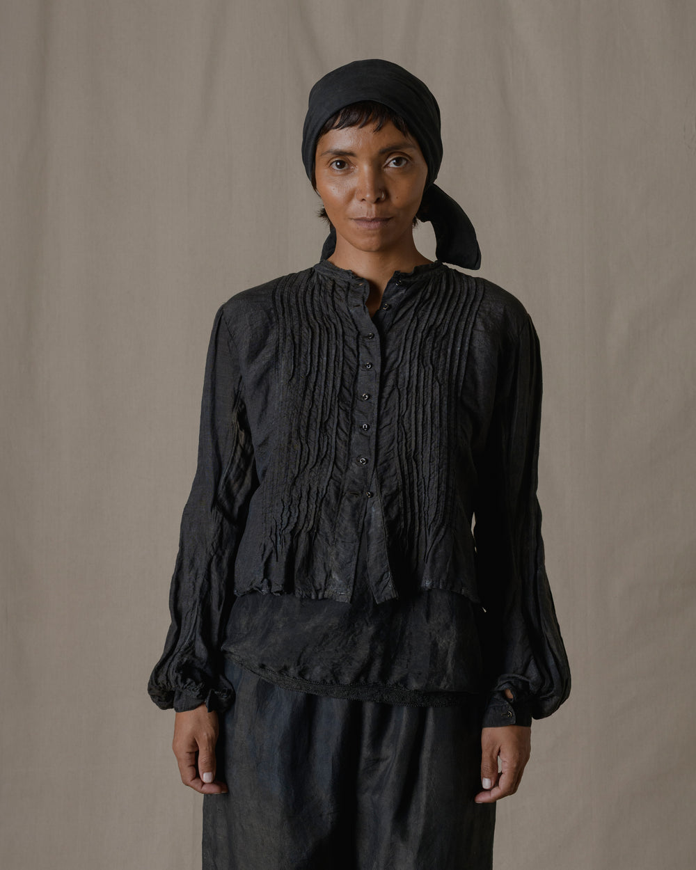 Pintuck Blouse Silk Linen in Ash Glaze