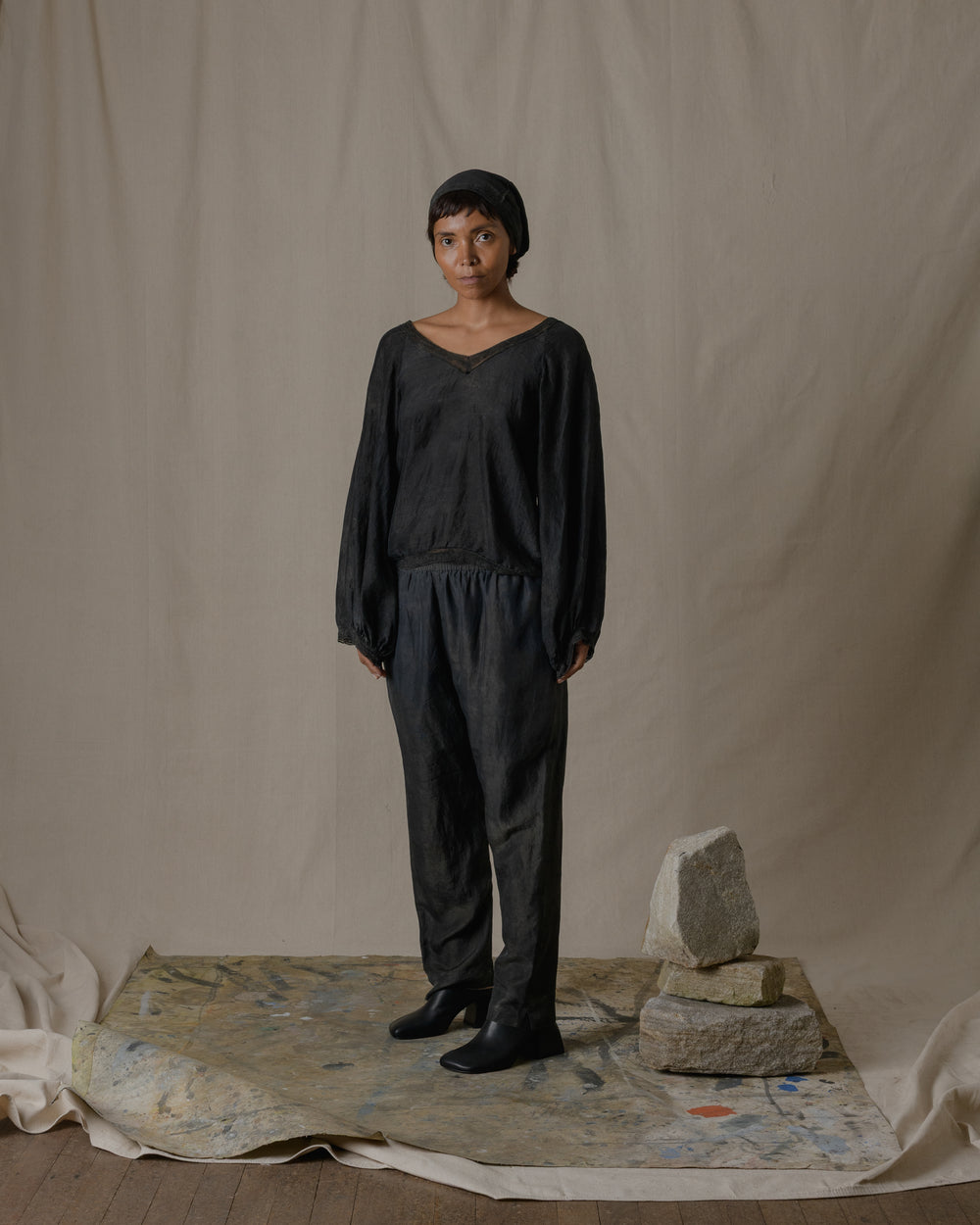 V-Neck Lace Blouse Khadi Silk inAsh Glaze O/S