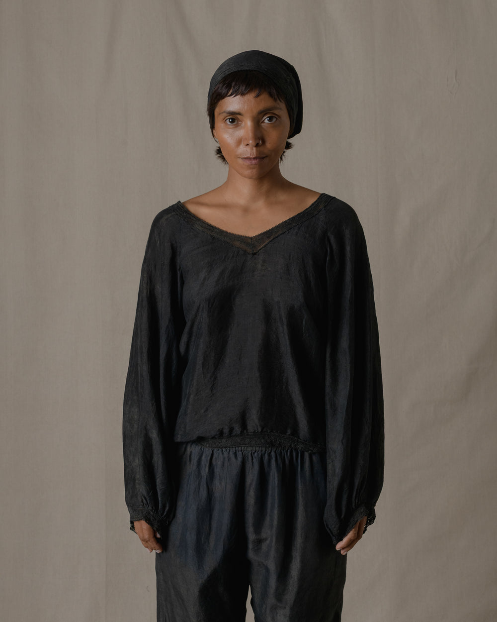 V-Neck Lace Blouse Khadi Silk inAsh Glaze O/S