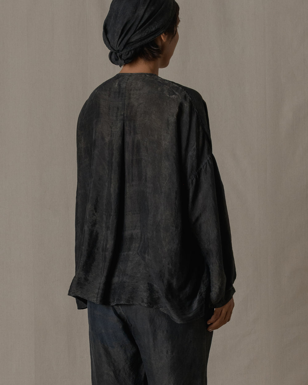 No Collar Shirt Wide Khadi Silk in Ash Glaze