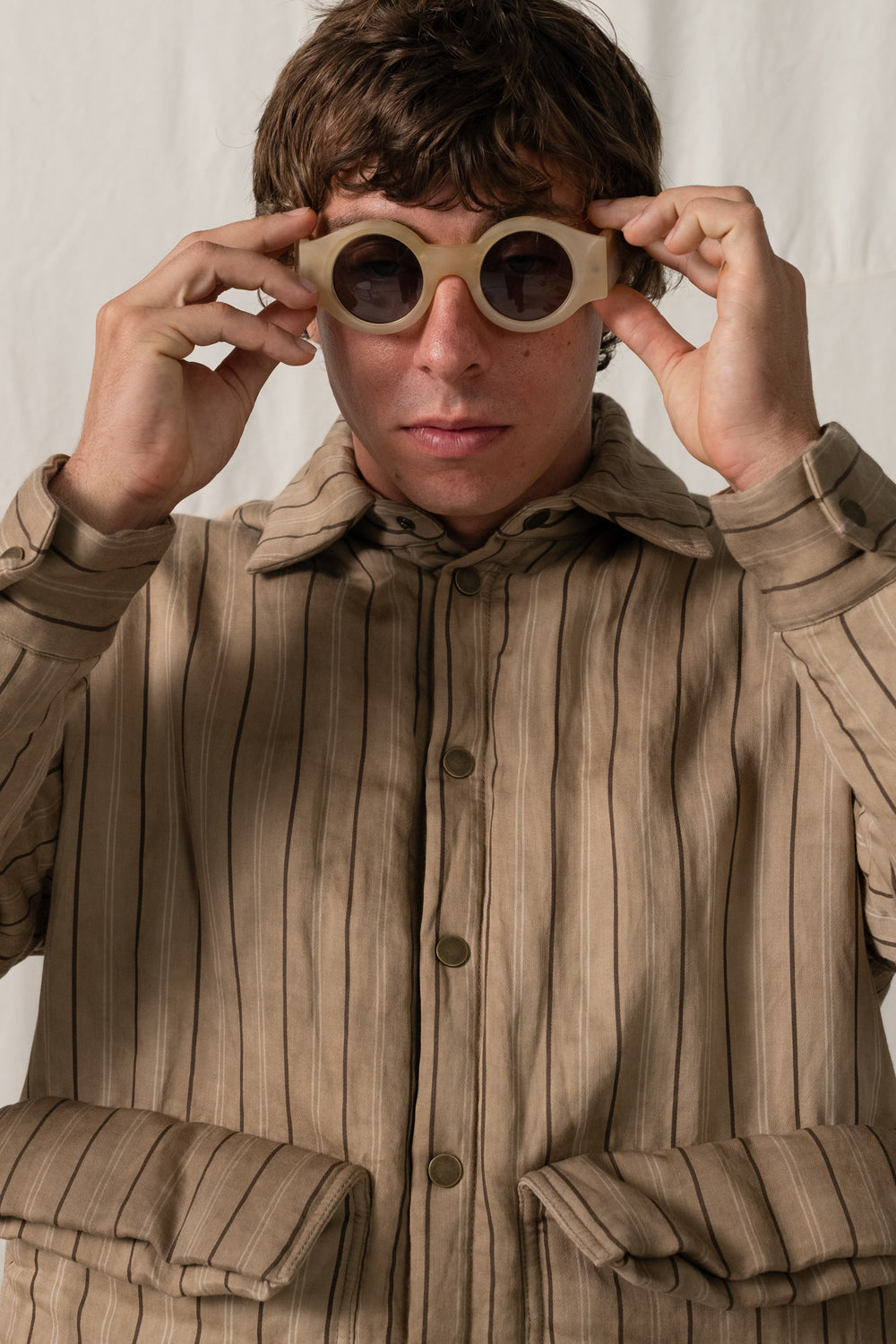 Le Horn Matte Amber w/  L. Grey Lens