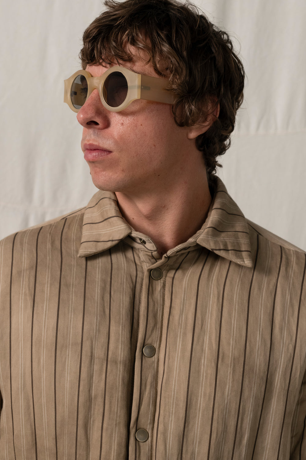 Le Horn Matte Amber w/  L. Grey Lens