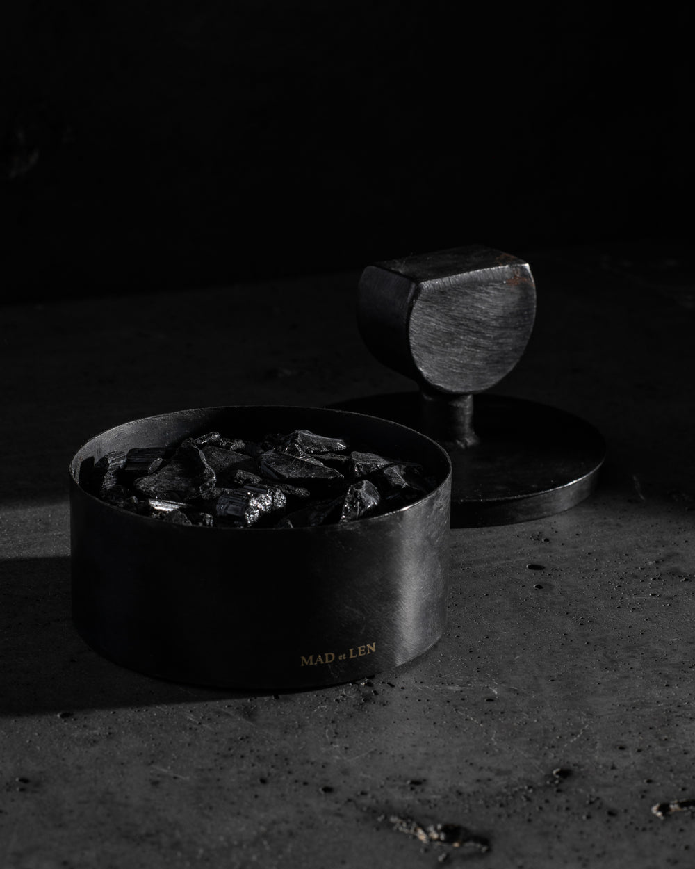 Pot Pourri Totem Half Moon Outre Noir + Grand Mogul