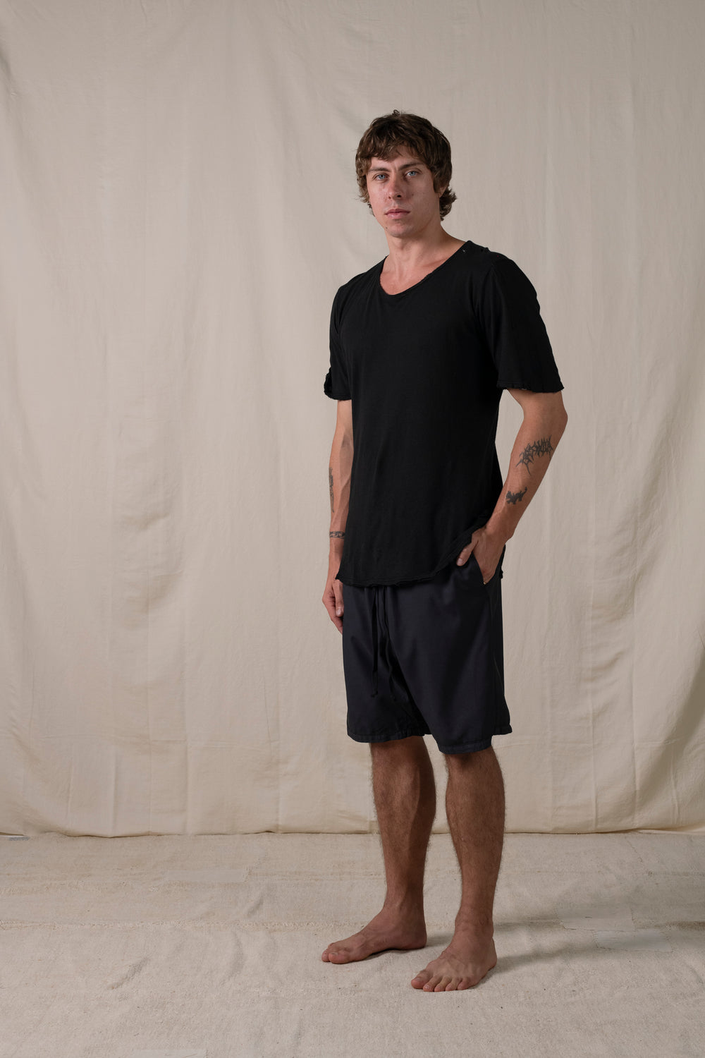Central Back Seam Cotton Linen T Shirt Black